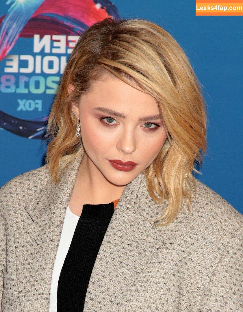 Chloë Grace Moretz / chloegmoretz / https: leaked photo photo #0350
