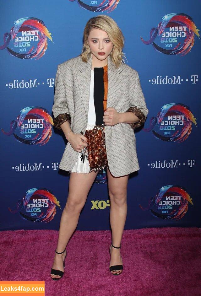 Chloë Grace Moretz / chloegmoretz / https: leaked photo photo #0358