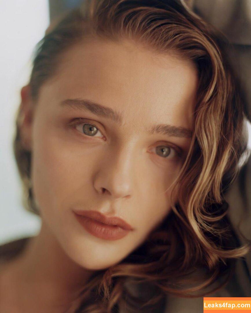 Chloë Grace Moretz / chloegmoretz / https: leaked photo photo #0371