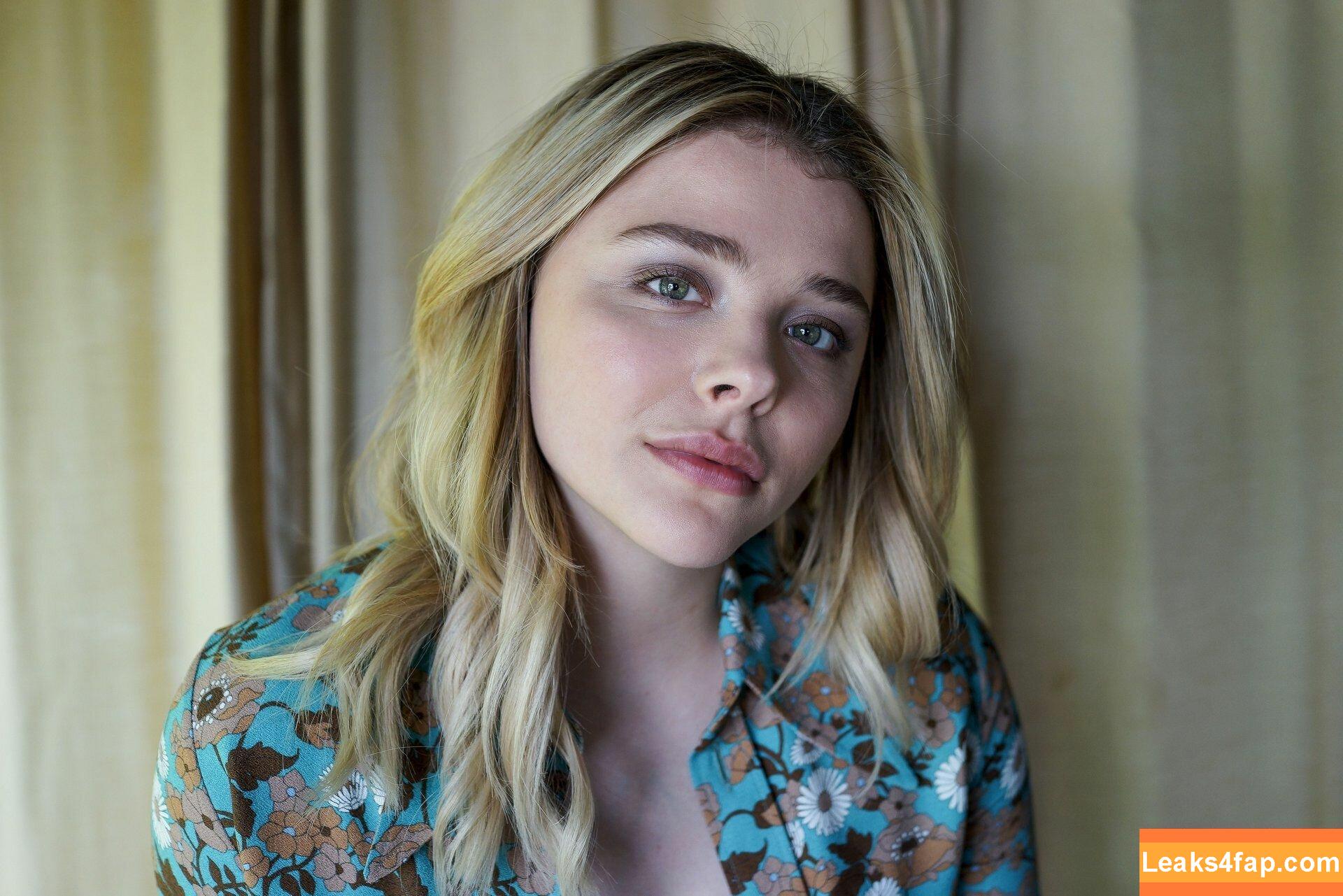 Chloë Grace Moretz / chloegmoretz / https: leaked photo photo #0489