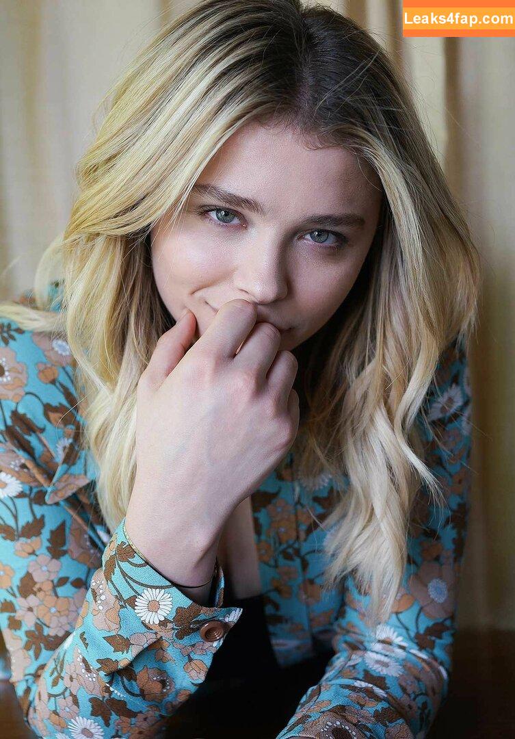 Chloë Grace Moretz / chloegmoretz / https: leaked photo photo #0493