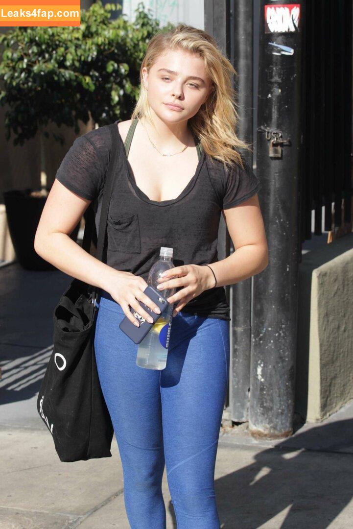 Chloë Grace Moretz / chloegmoretz / https: leaked photo photo #0514