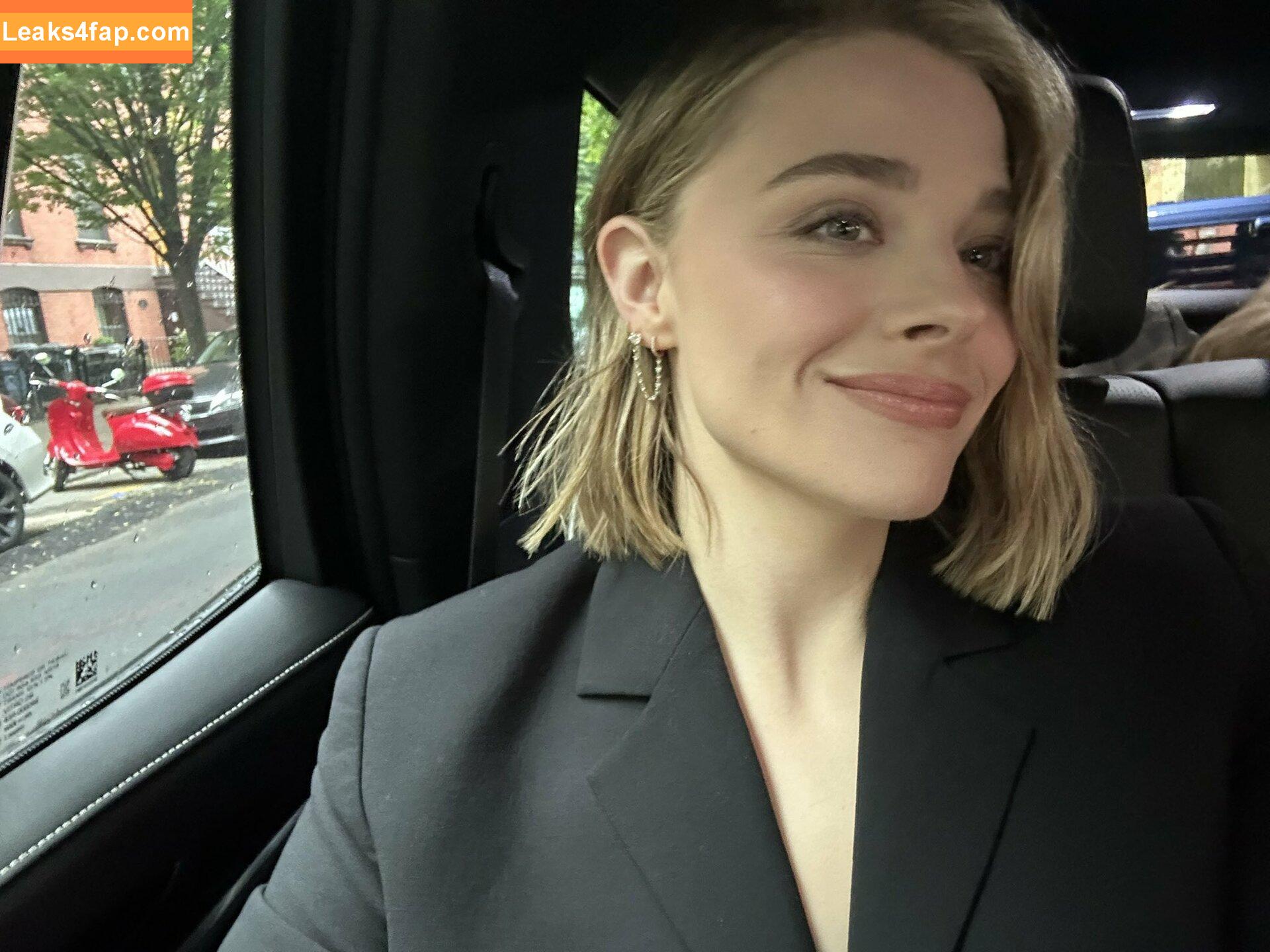 Chloë Grace Moretz / chloegmoretz / https: leaked photo photo #0659