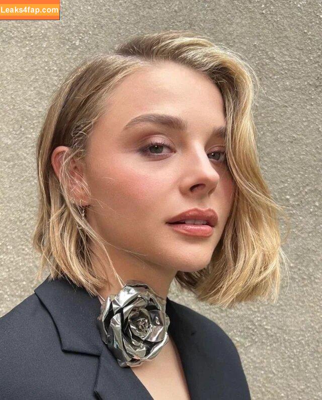 Chloë Grace Moretz / chloegmoretz / https: leaked photo photo #0661