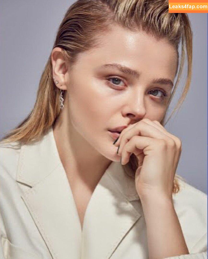 Chloë Grace Moretz / chloegmoretz / https: leaked photo photo #0750