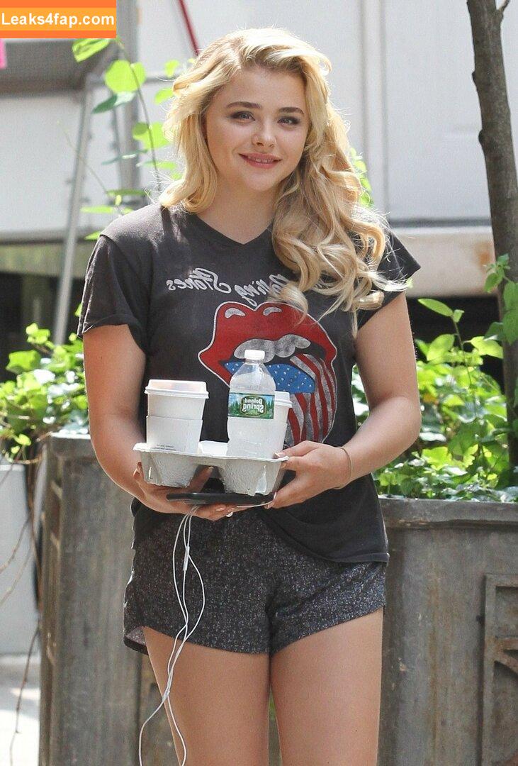 Chloë Grace Moretz / chloegmoretz / https: leaked photo photo #1071