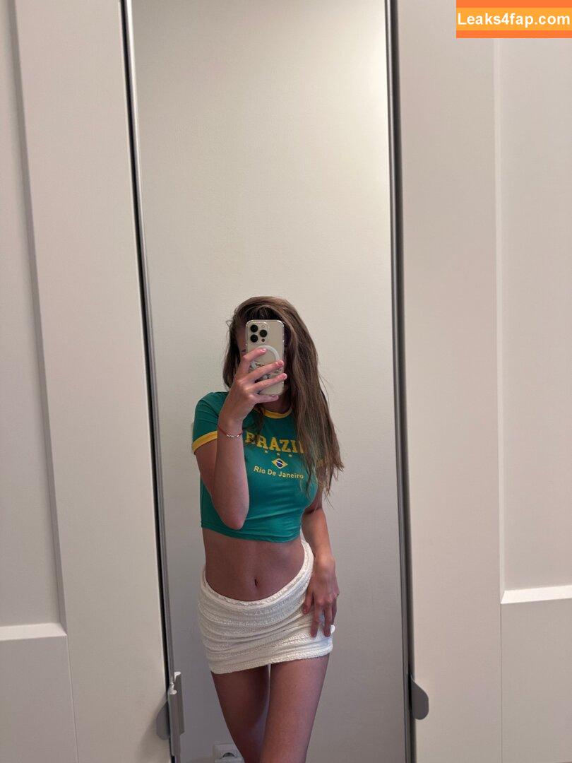chloe_barbie / chloebarbie_ leaked photo photo #0018