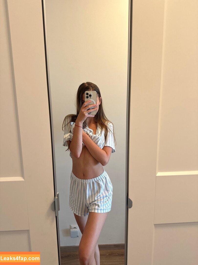 chloe_barbie / chloebarbie_ leaked photo photo #0020