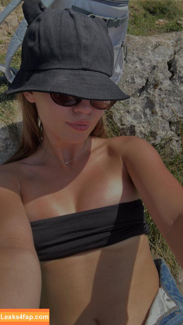 chloe_barbie / chloebarbie_ leaked photo photo #0025