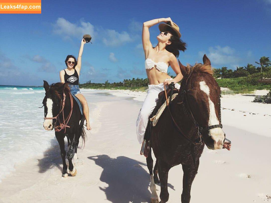 Chloe Bennet / chloebennet leaked photo photo #0377