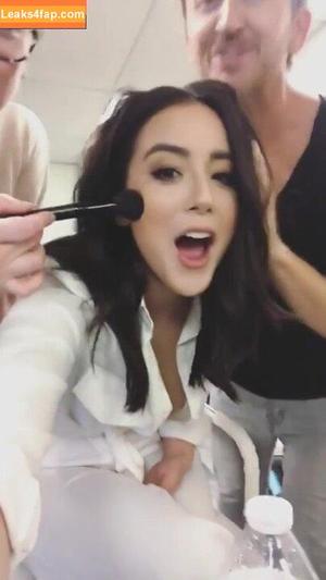 Chloe Bennet фото #0301