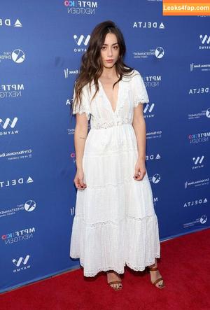 Chloe Bennet фото #0537