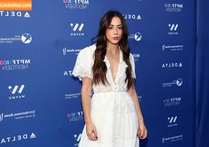 Chloe Bennet фото #0538
