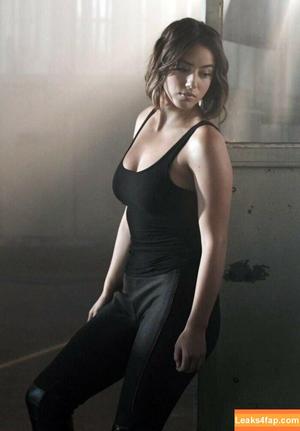 Chloe Bennet фото #0580