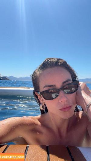 Chloe Bennet фото #0582