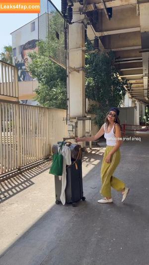 Chloe Bennet фото #0585