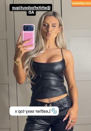 Chloe Burrows фото #0104