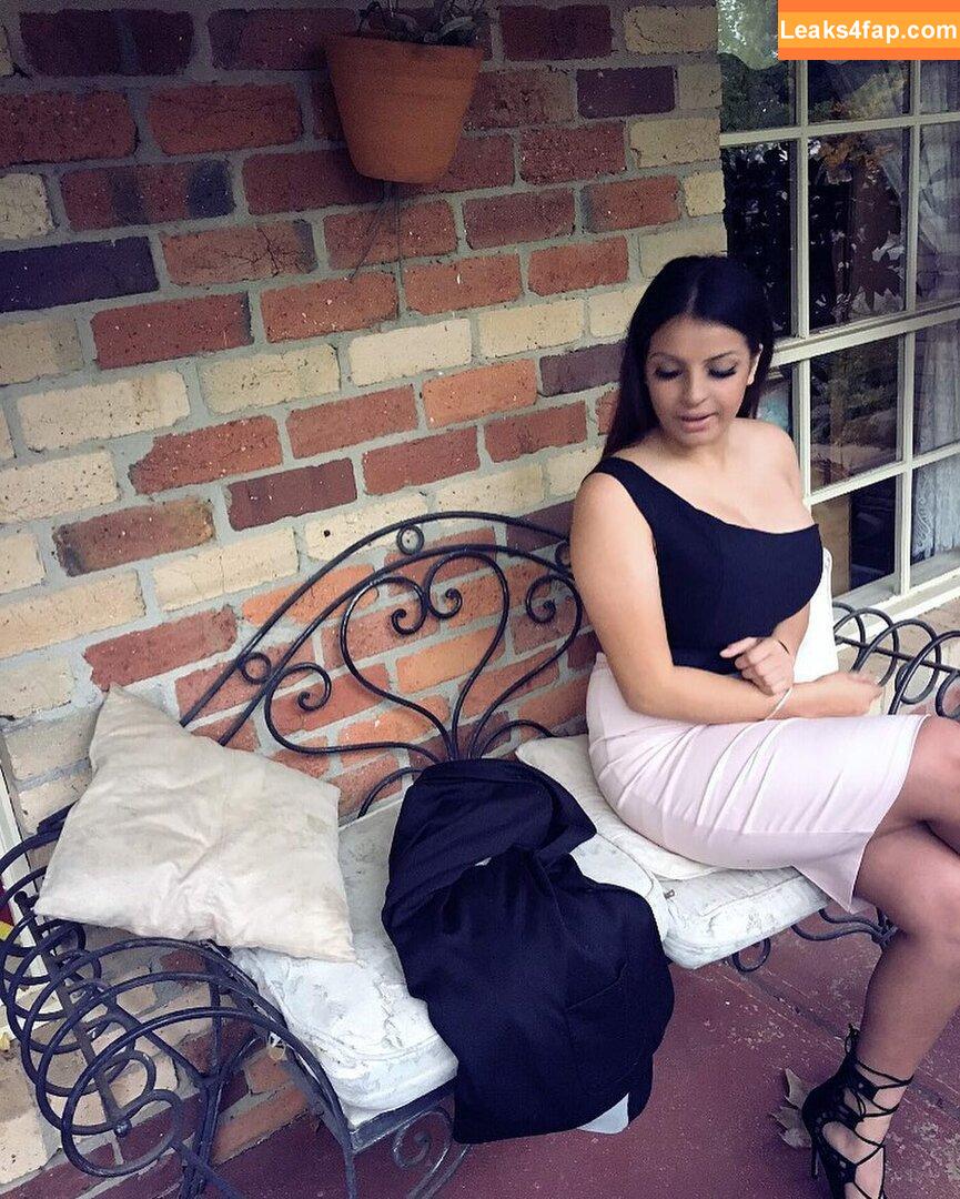 Chloe C / chloe_chenyz / сhloe.c25 leaked photo photo #0044
