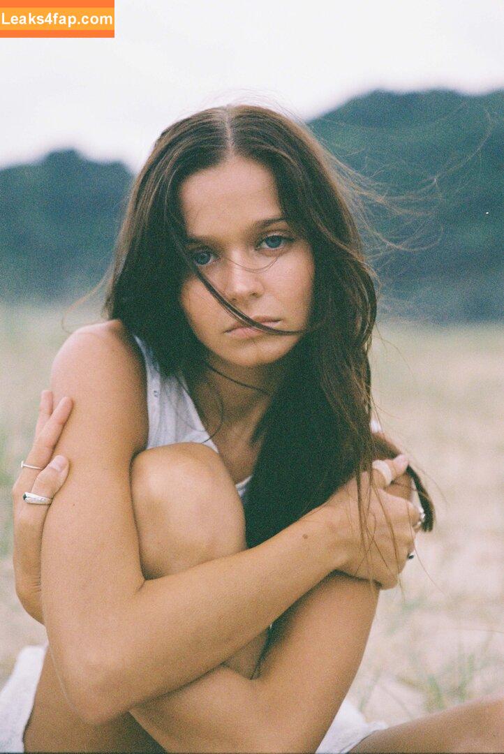Chloe Campbell / chloecxmpbell leaked photo photo #0021