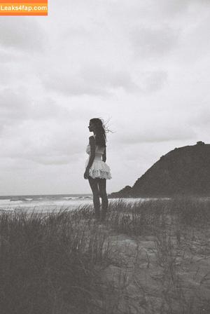 Chloe Campbell photo #0027