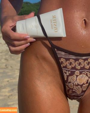 Chloe Campbell photo #0032
