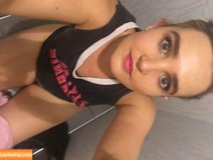 Chloe Fineman photo #0006