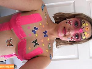 Chloe Fineman photo #0050