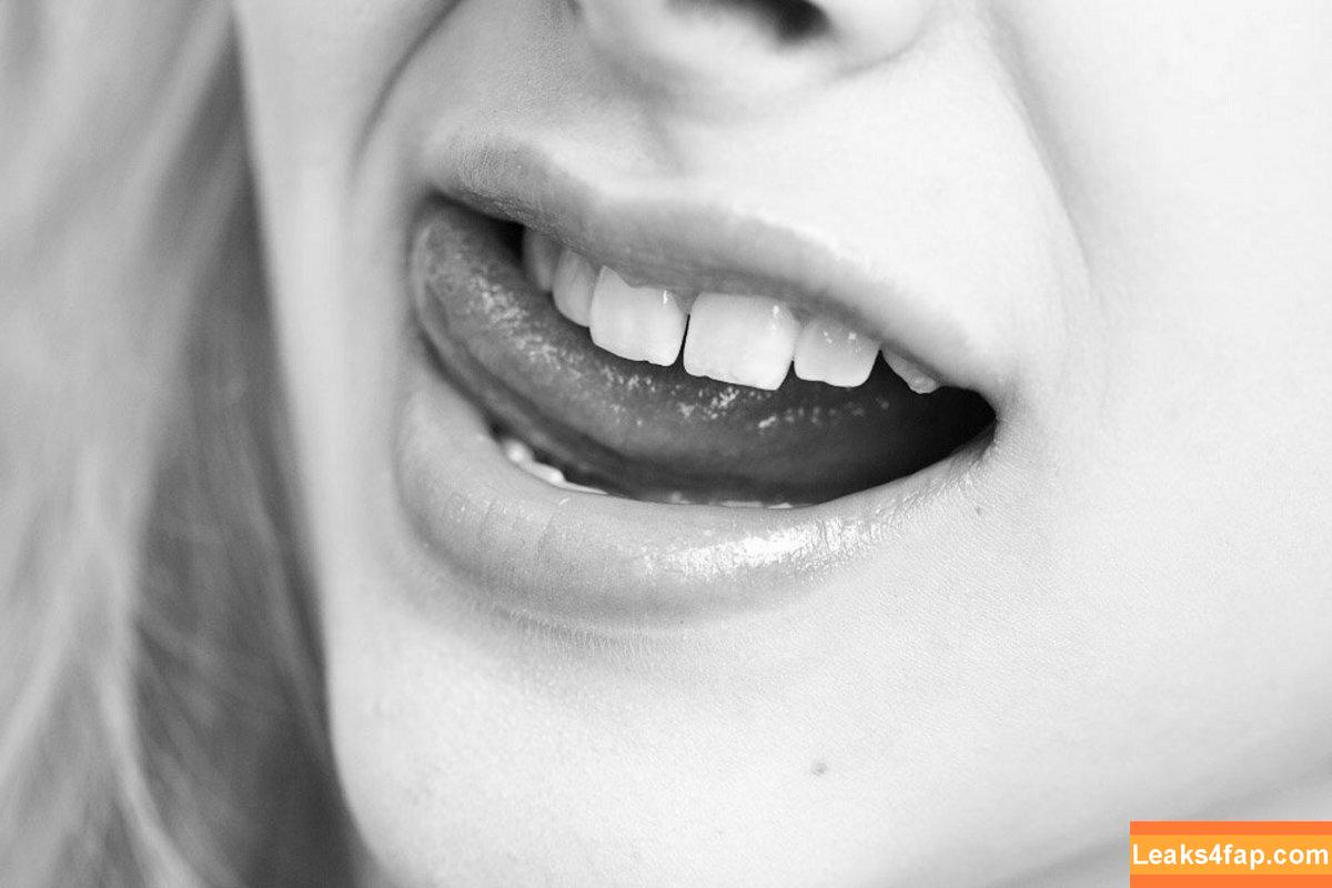 Chloe Grace Moretz / ChloeGMoretz слитое фото фото #0012