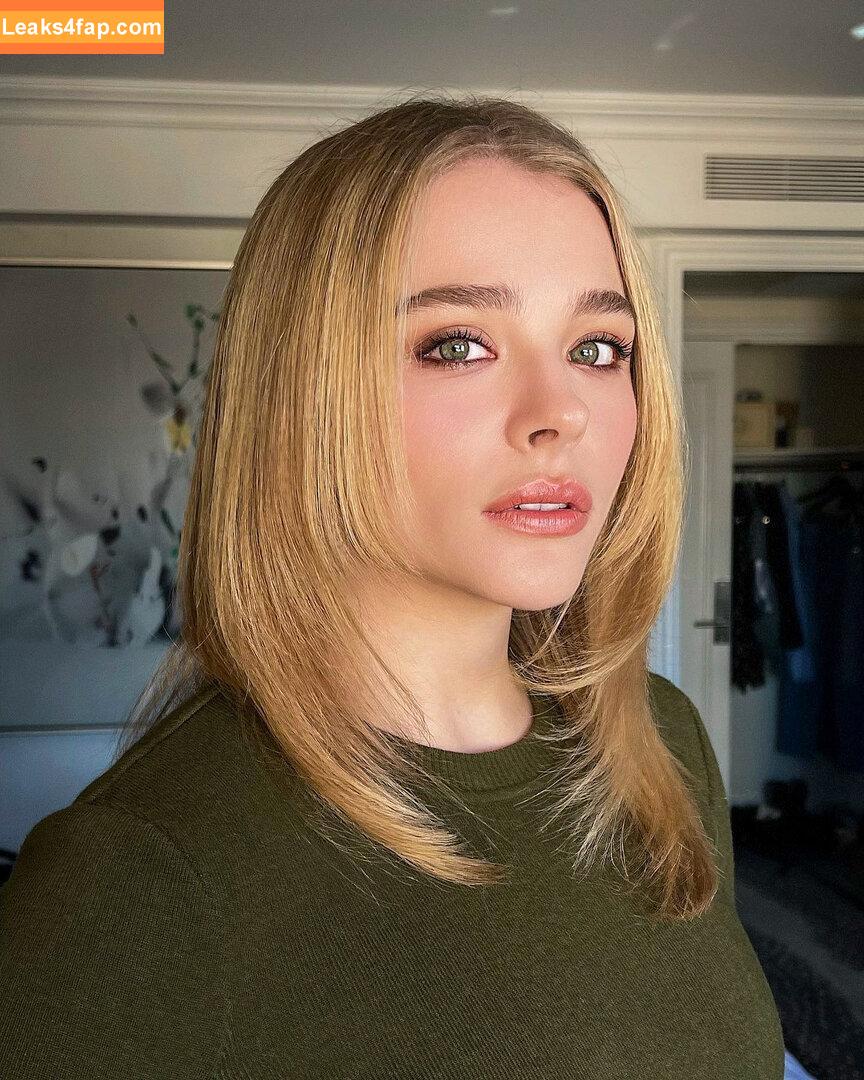 Chloe Grace Moretz / ChloeGMoretz leaked photo photo #0286