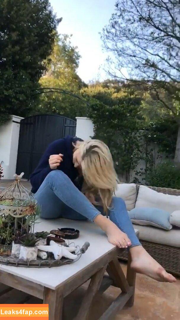 Chloe Grace Moretz / ChloeGMoretz leaked photo photo #0351