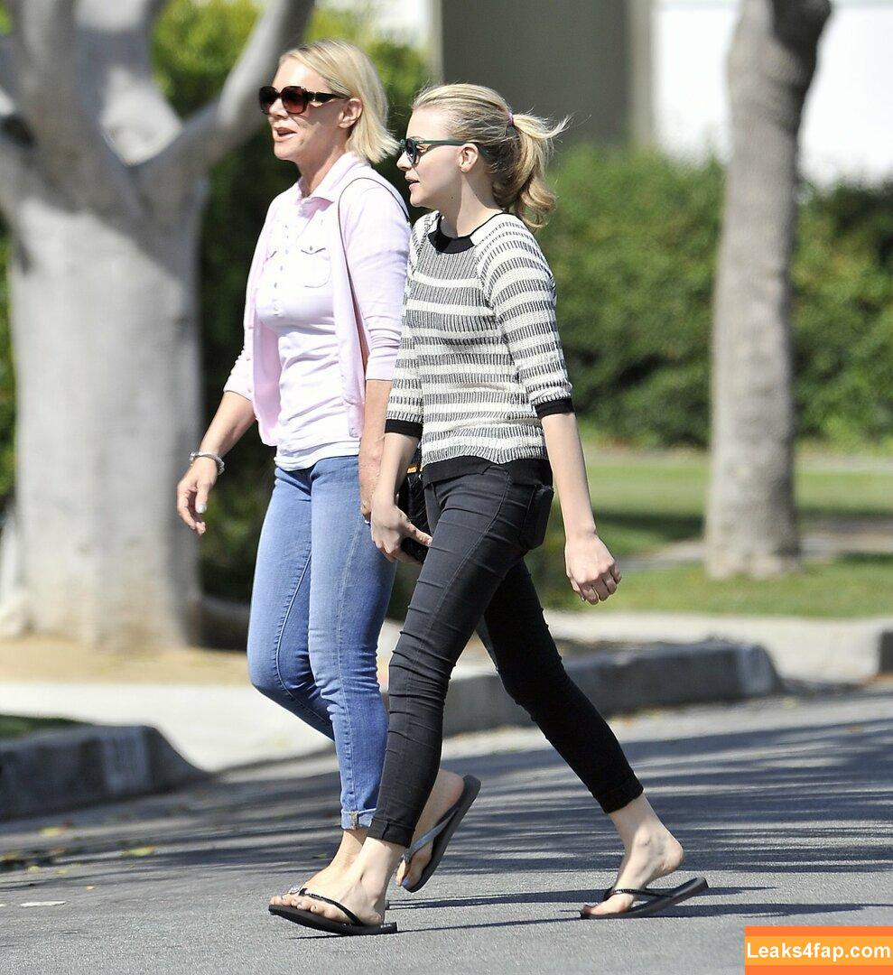 Chloe Grace Moretz / ChloeGMoretz leaked photo photo #0360