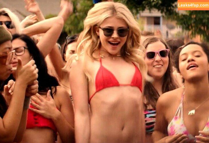 Chloe Grace Moretz / ChloeGMoretz leaked photo photo #0428