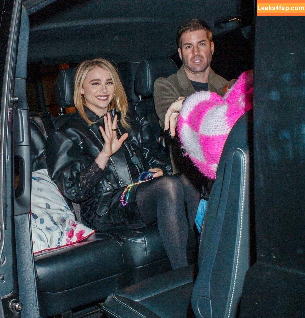 Chloe Grace Moretz / ChloeGMoretz leaked photo photo #0458