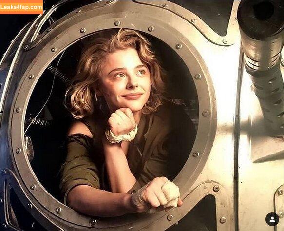 Chloe Grace Moretz / ChloeGMoretz leaked photo photo #0499