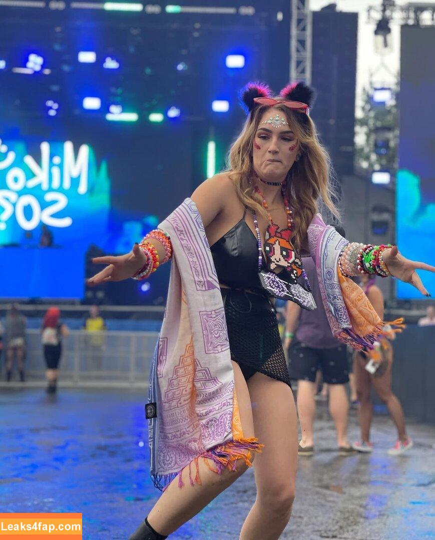 Chloe Moniz / https: / ravemumma leaked photo photo #0083