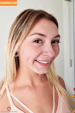 Chloe Temple photo #0396