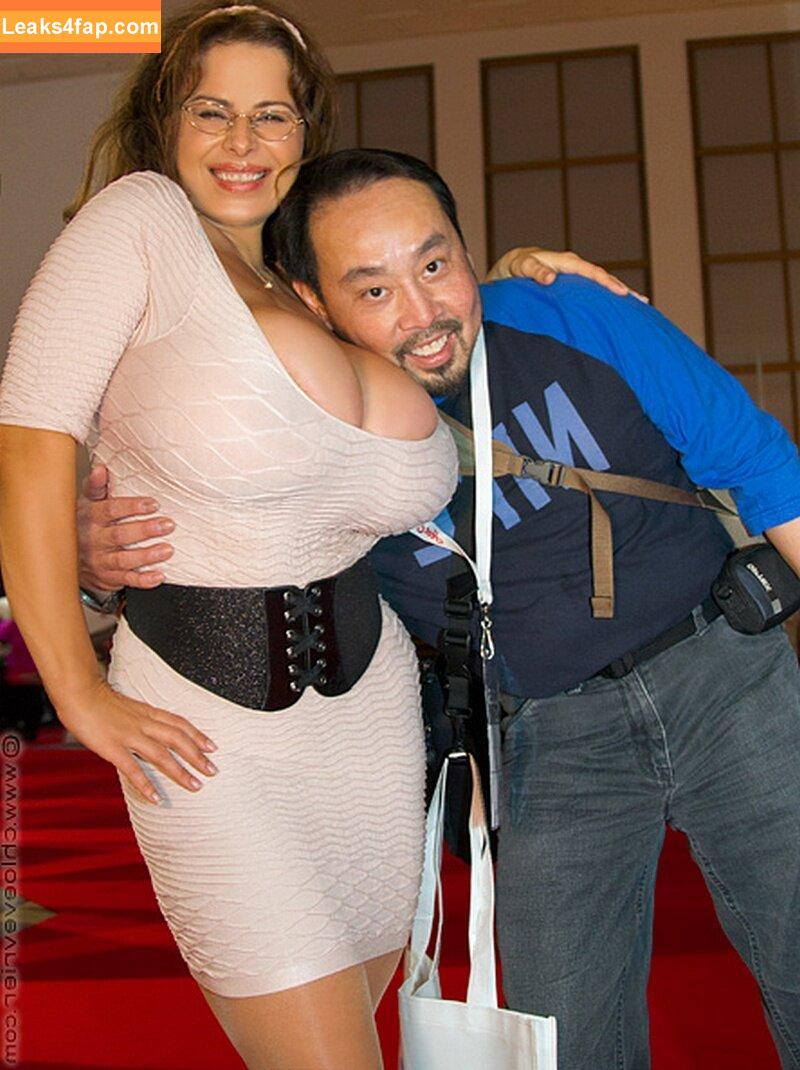 Chloe Vevrier / chloevevriercom leaked photo photo #2753
