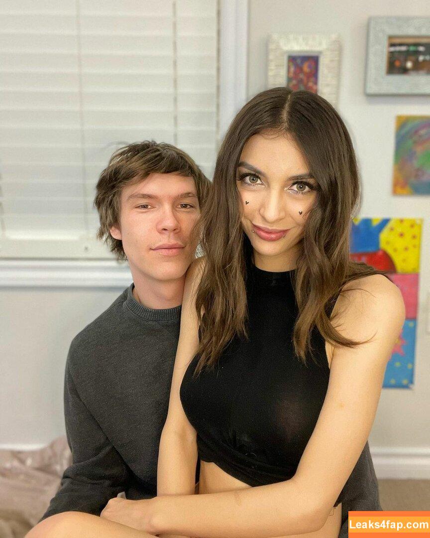 ChloeNight / chloenightx / https: leaked photo photo #0021