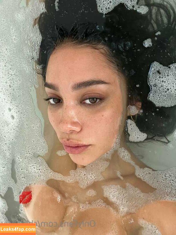 chloepriv / _.chloepriv / chloefanzii leaked photo photo #0006