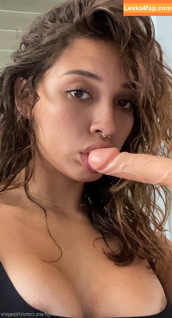 chloepriv / _.chloepriv / chloefanzii leaked photo photo #0034