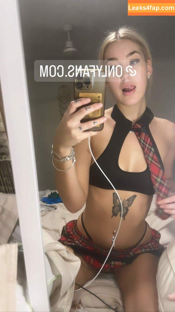 Chloesmorris_ /  leaked photo photo #0017