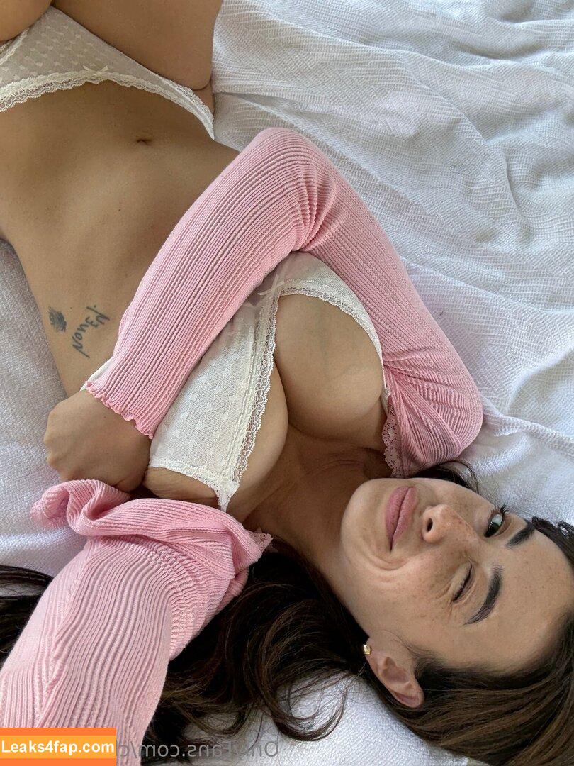 chloesurreal / iamchloesurreal leaked photo photo #0016