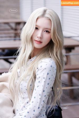 Cho Mi-yeon (Miyeon) - i-dle [(G)I-dle] photo #0034