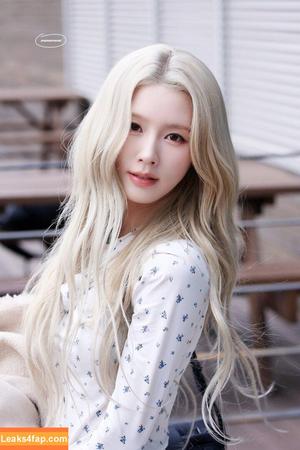 Cho Mi-yeon (Miyeon) - i-dle [(G)I-dle] photo #0035