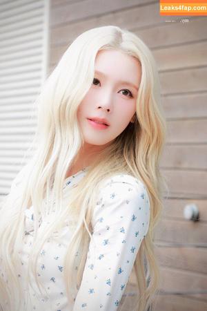 Cho Mi-yeon (Miyeon) - i-dle [(G)I-dle] photo #0039