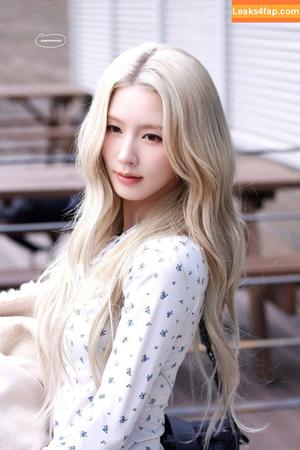 Cho Mi-yeon (Miyeon) - i-dle [(G)I-dle] photo #0054