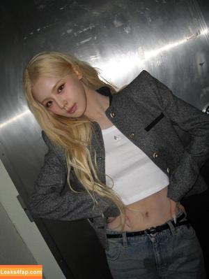 Cho Mi-yeon (Miyeon) - i-dle [(G)I-dle] photo #0120