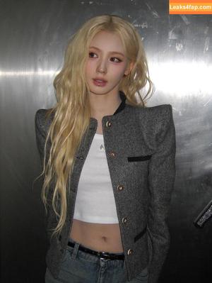 Cho Mi-yeon (Miyeon) - i-dle [(G)I-dle] photo #0122