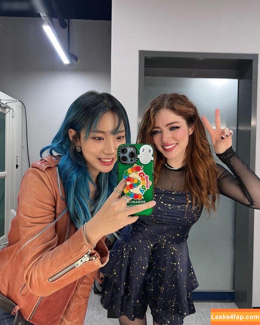 Chrissy Costansa / chrissycostanza leaked photo photo #0154