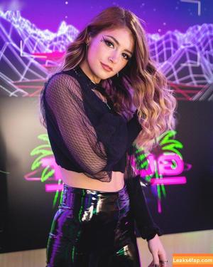 Chrissy Costansa photo #0021